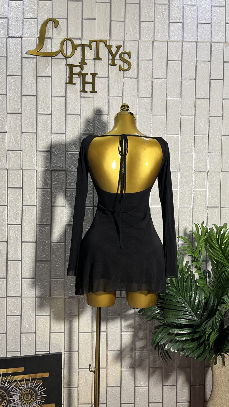Black baddie mini
