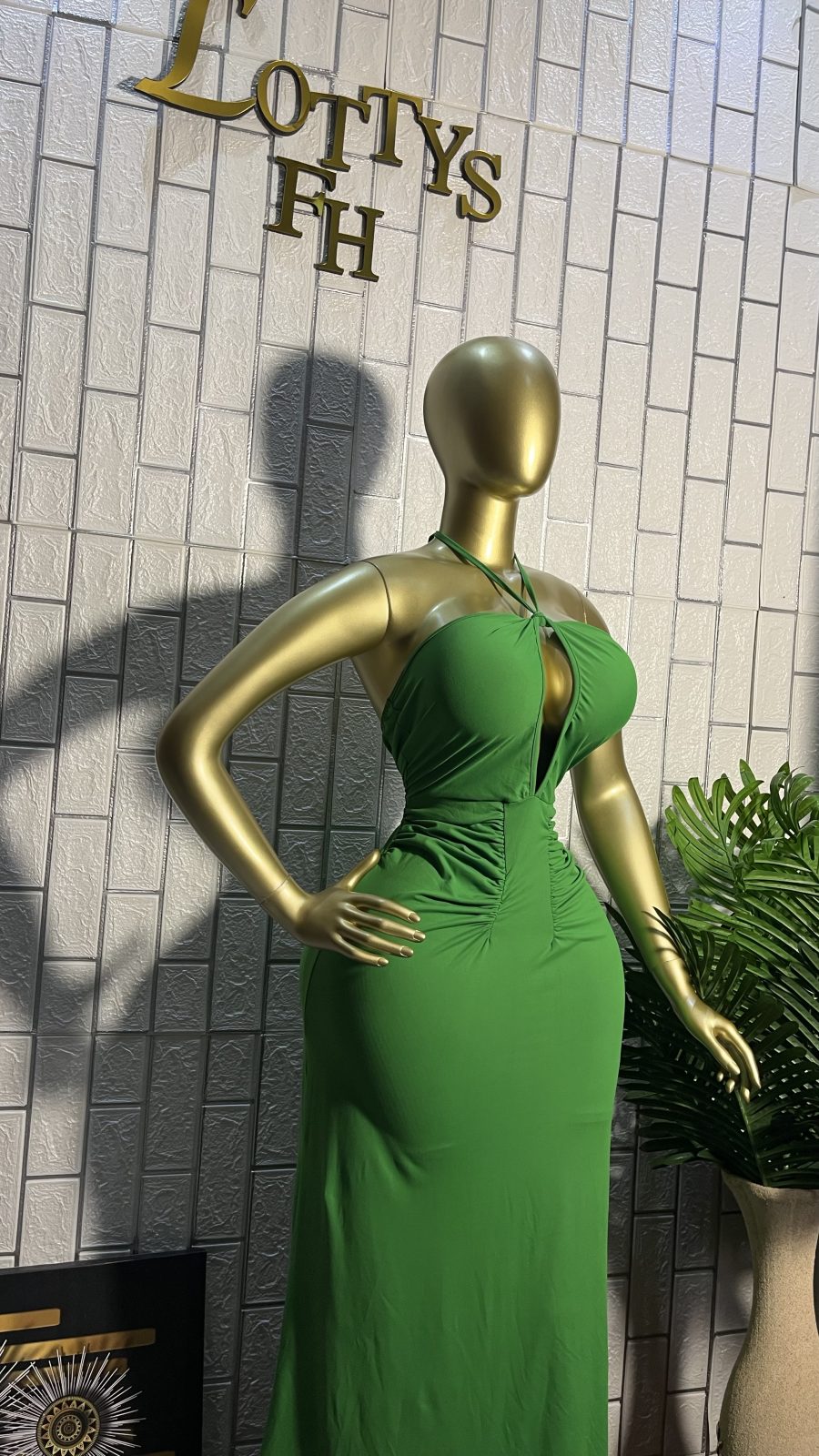 The GREEN GODDESS Maxi Dress