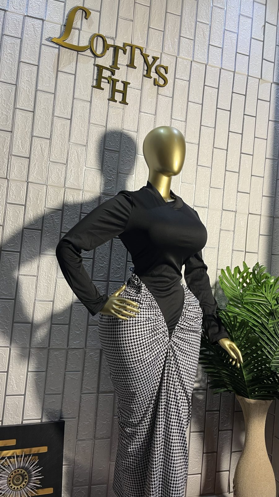 The HOUNDSTOOTH SNATCH Two-Tone  Dress