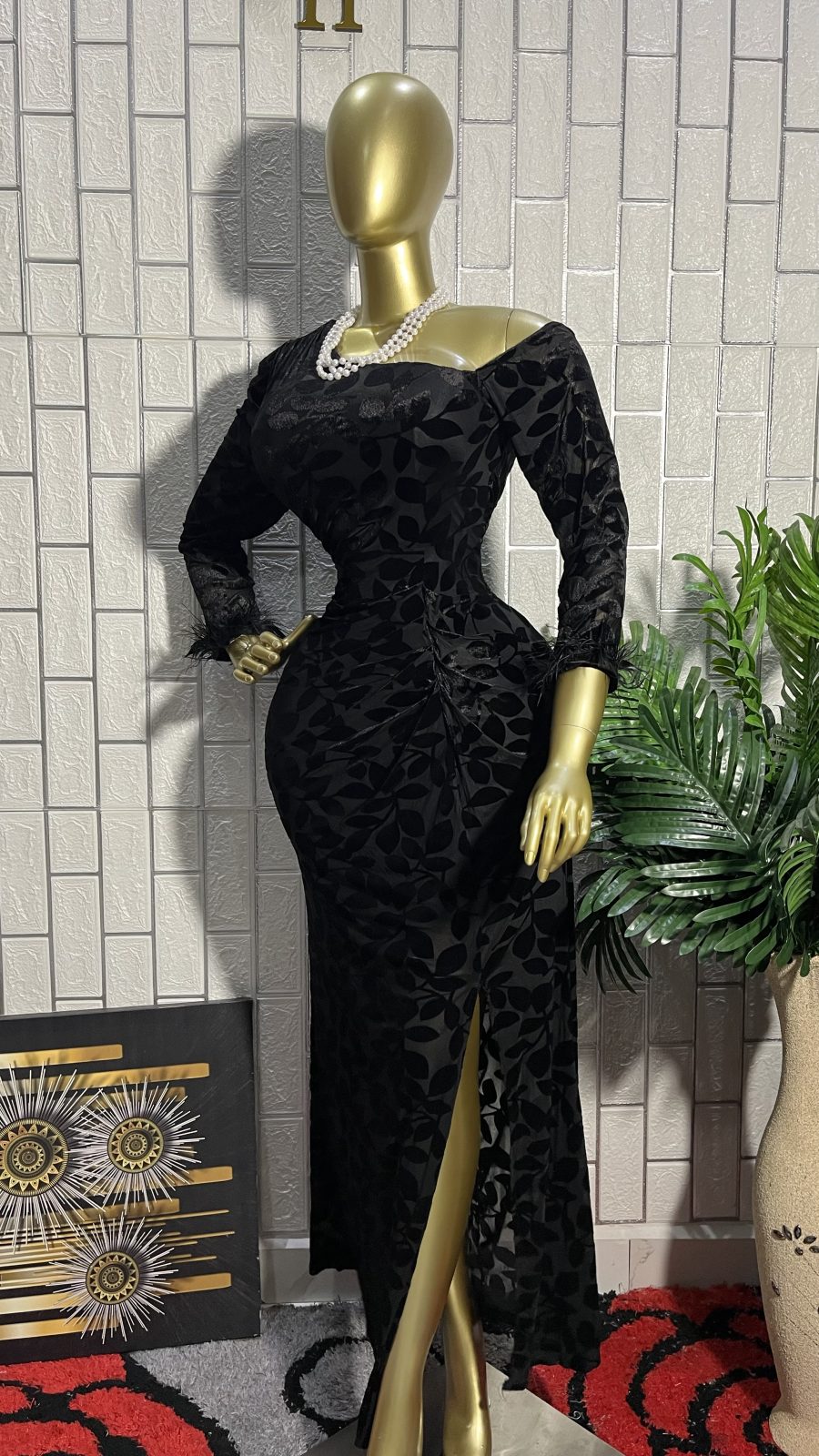 The NOIR VELVET FeatherS dress