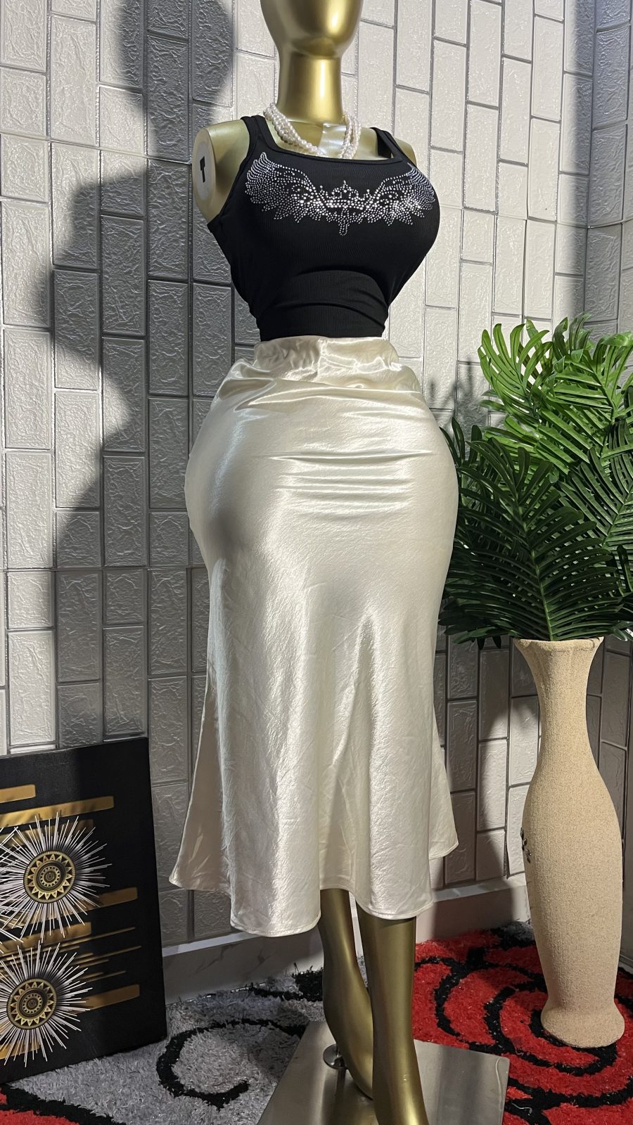 Sating skirt 2