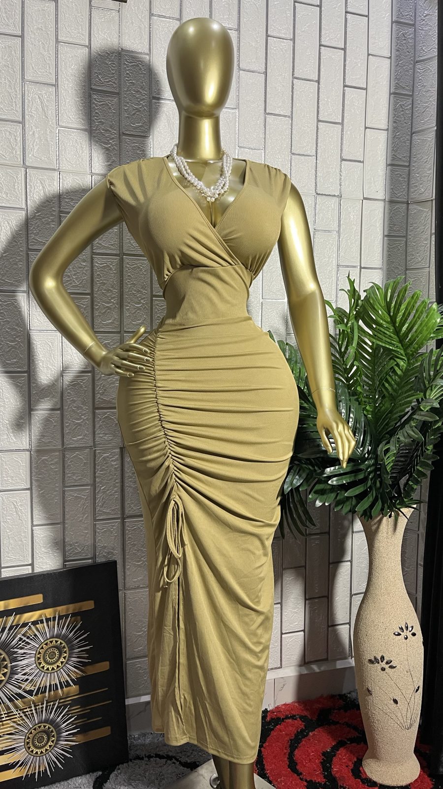 The HONEY GODDESS Ruched Dress