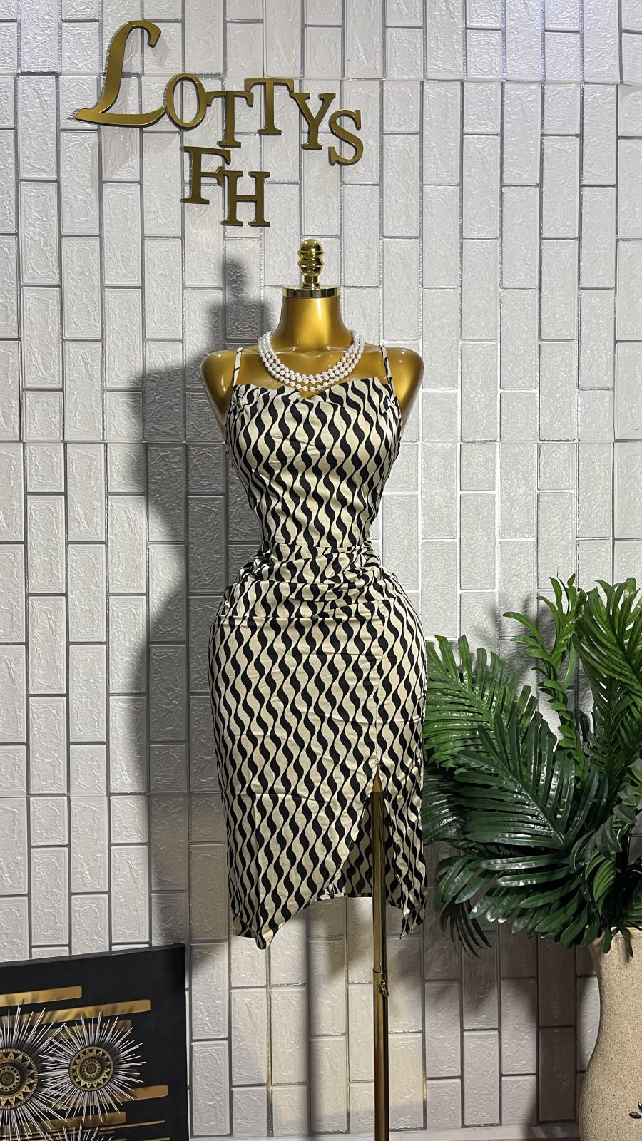 The WAVY LUXE Cami Ruched