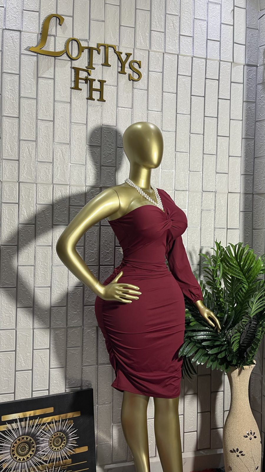 The Royal Diva Midi
